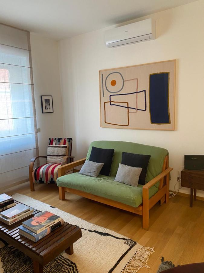 Appartamento Salasco 20 - Bocconi Porta Romana Stylish Apt!